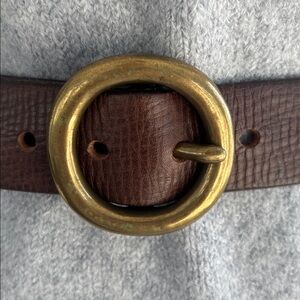 VINTAGE HONEST brown leather belt brass buckle